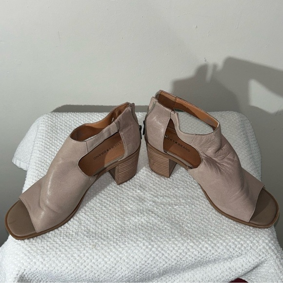Lucky Brand Shoes - Lucky Brand Elegant Tan Women's Shoes
